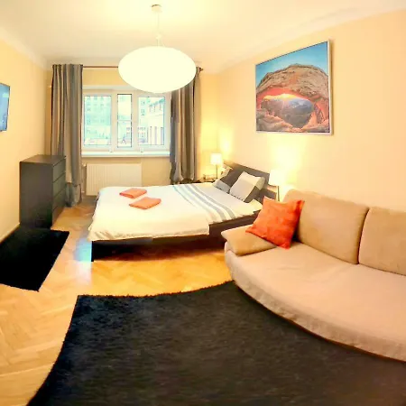 Studio Zelazna - Near Old Town * Warsaw