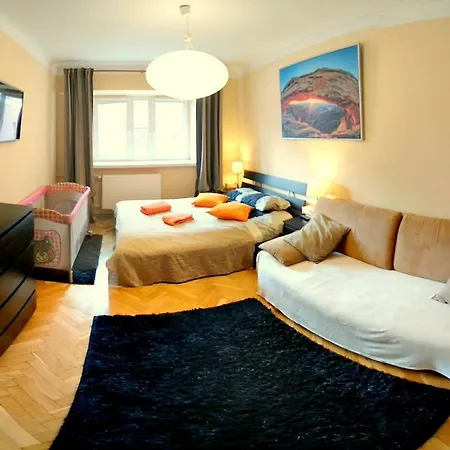 Studio Zelazna - Near Old Town Warsaw